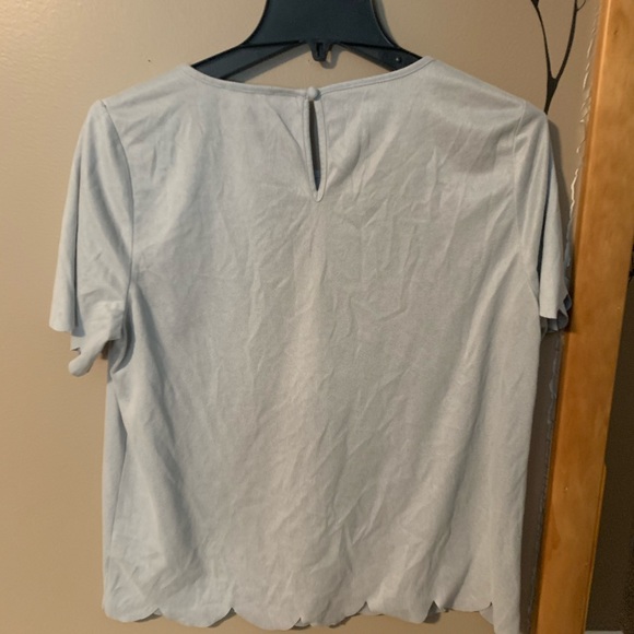 Altar’d State Gray Short Sleeve Top-Lg - Picture 5 of 6